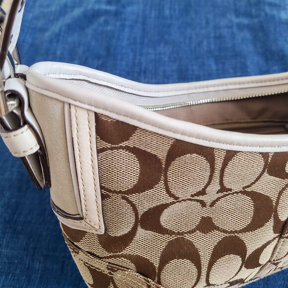 (Sold )  Mini Vintage Coach Hobo Shoulder Bag - Picture 3 of 9